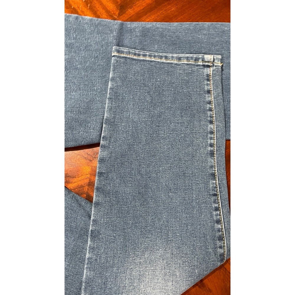 Lee Sculpting Slim Leg Jeans Women Size 12 Short Mid Rise Stretch Denim NWT - Picture 11 of 12